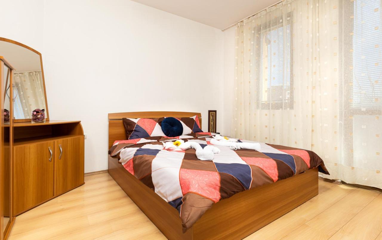 Lovely 1Bd Apartment Close To The Summer Theatre 플로브디프 외부 사진